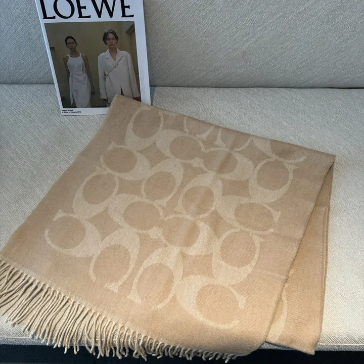 スーパーコピー コーチ マフラー