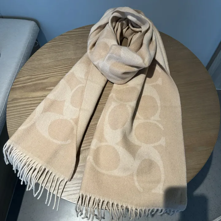 スーパーコピー コーチ マフラー