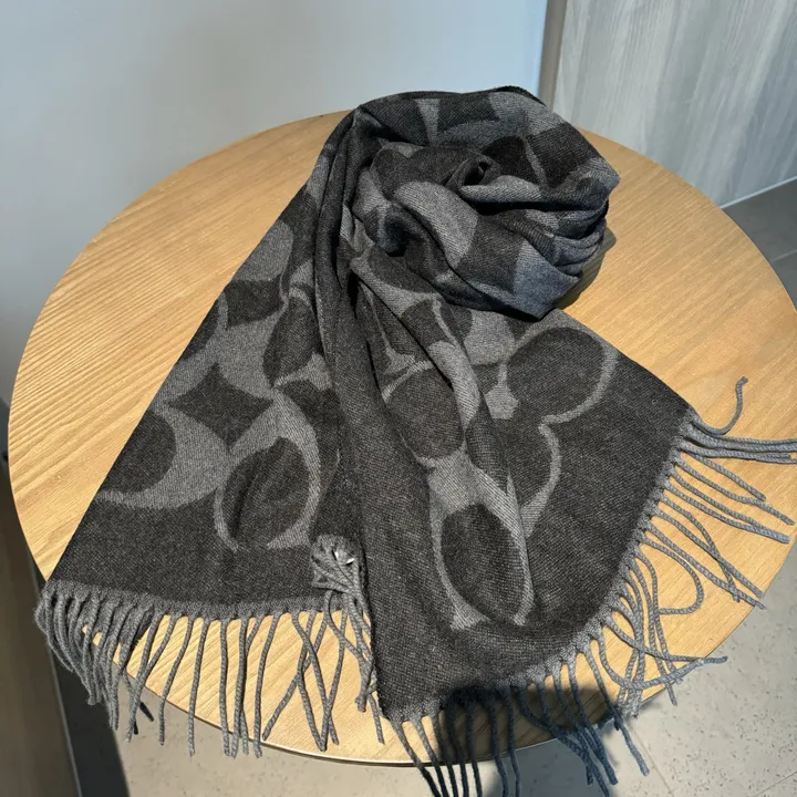 スーパーコピー コーチ マフラー