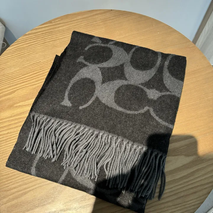 スーパーコピー コーチ マフラー