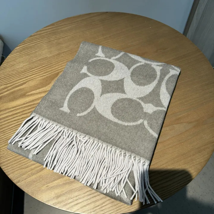 スーパーコピー コーチ マフラー