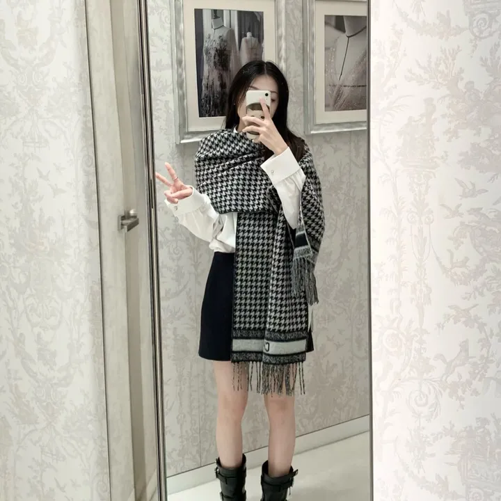 スーパーコピー ディオール マフラー