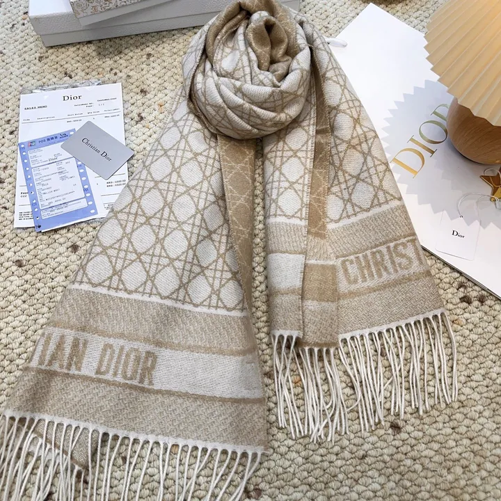 スーパーコピー ディオール マフラー