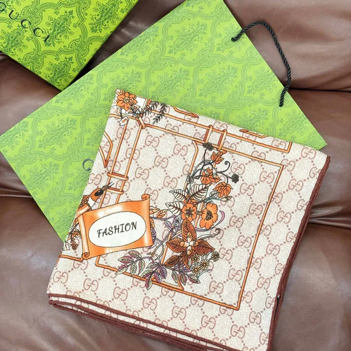 スーパーコピー グッチ マフラー