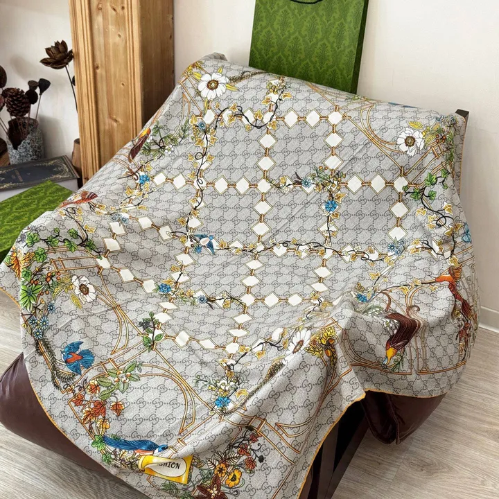 スーパーコピー グッチ マフラー