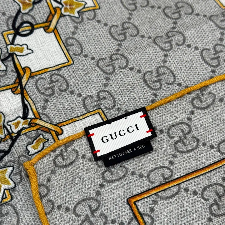 スーパーコピー グッチ マフラー