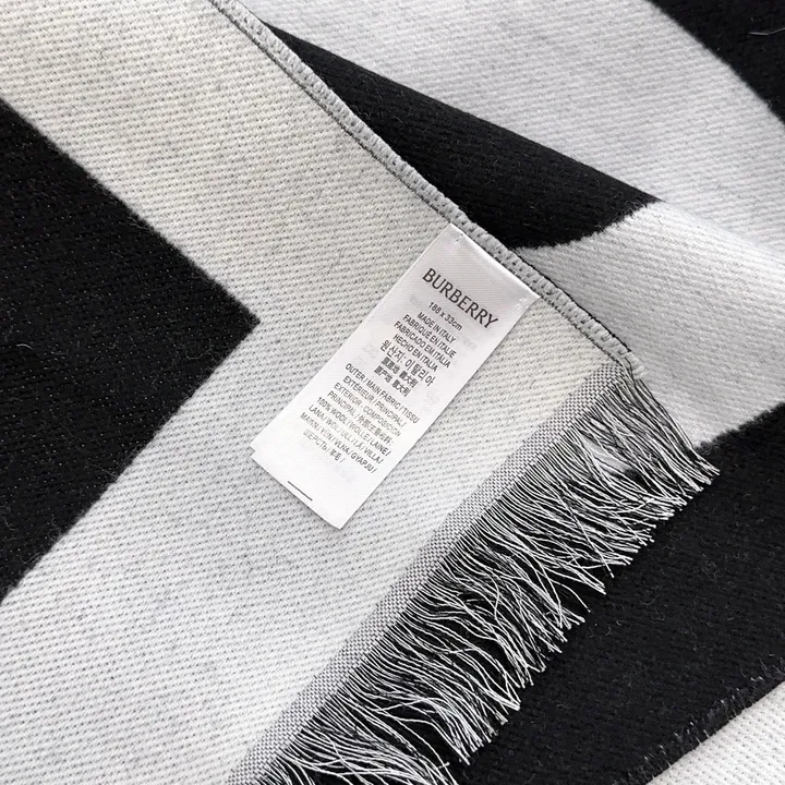 スーパーコピー バーバリー ス マフラー