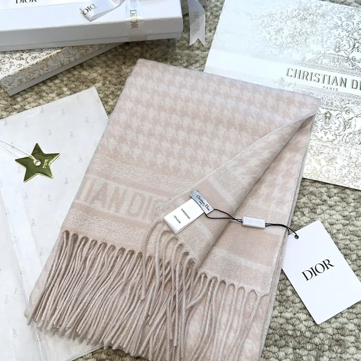 スーパーコピー グッチ マフラー