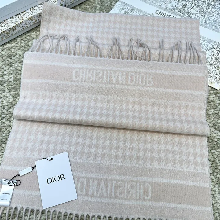 スーパーコピー グッチ マフラー