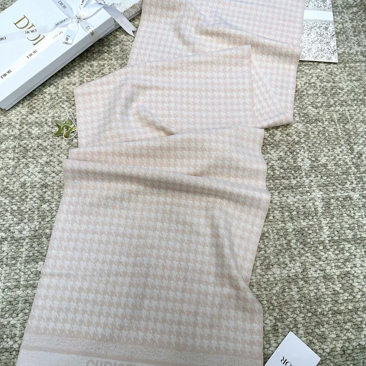 スーパーコピー グッチ マフラー