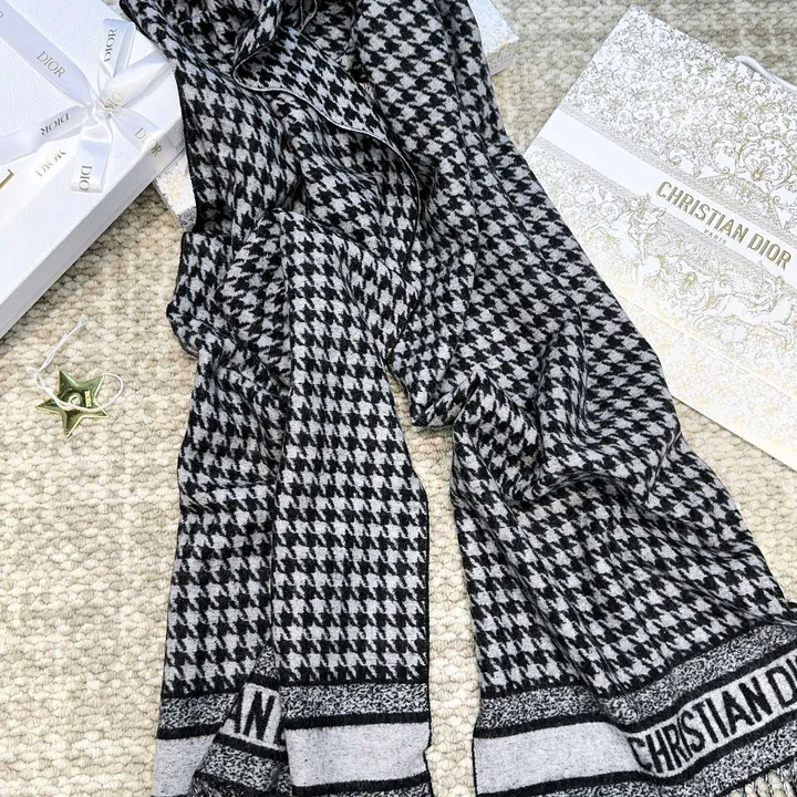 スーパーコピー グッチ マフラー