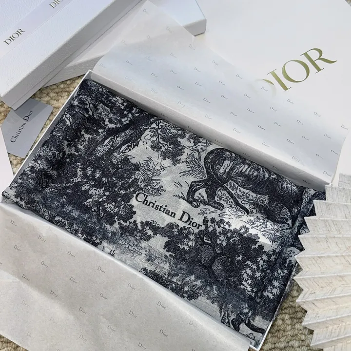 スーパーコピー グッチ マフラー