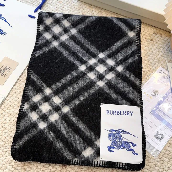 スーパーコピー バーバリー ス マフラー