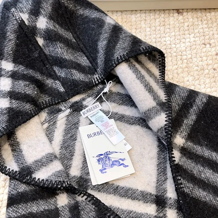 スーパーコピー バーバリー ス マフラー