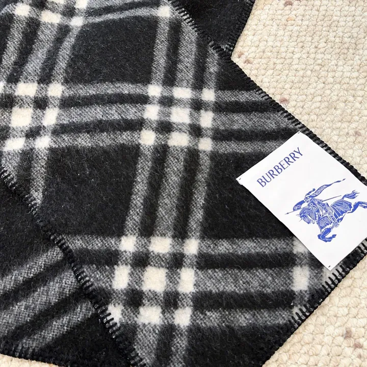 スーパーコピー バーバリー ス マフラー