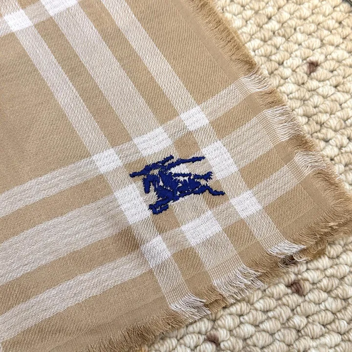 スーパーコピー バーバリー ス マフラー