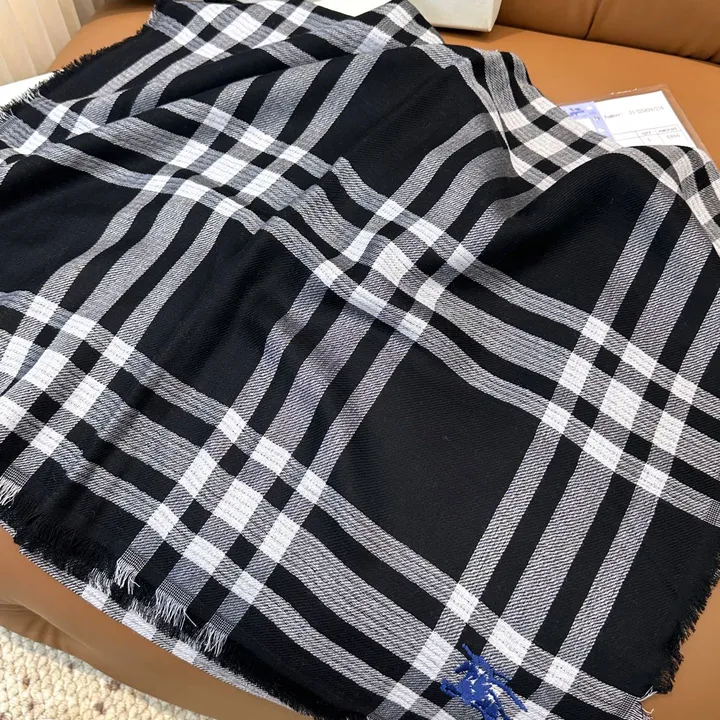 スーパーコピー バーバリー ス マフラー