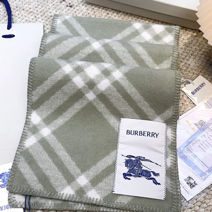 スーパーコピー バーバリー ス マフラー