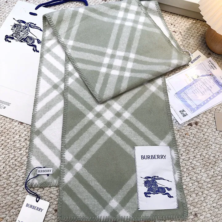 スーパーコピー バーバリー ス マフラー