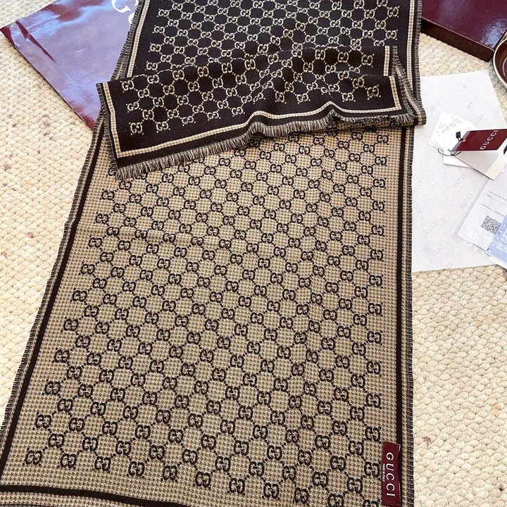 スーパーコピー グッチ マフラー