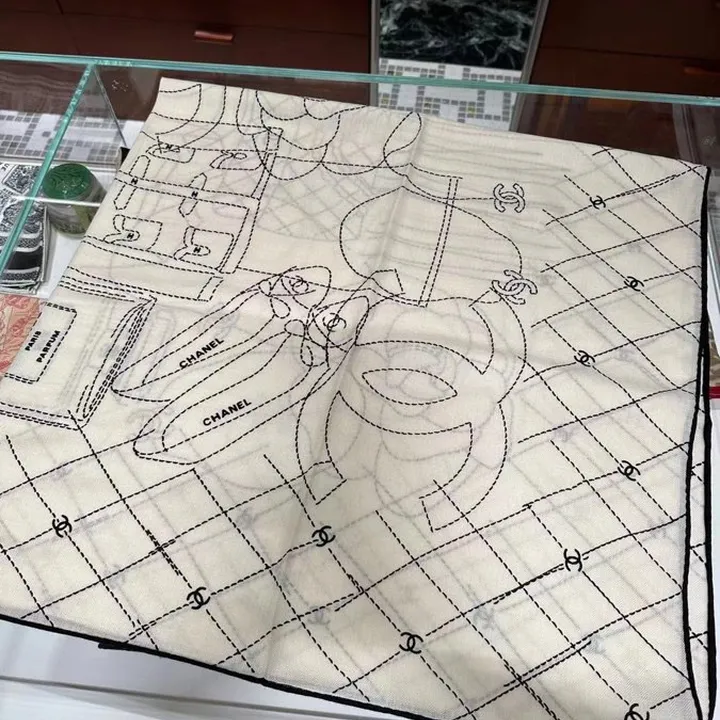 スーパーコピー シャネル マフラー