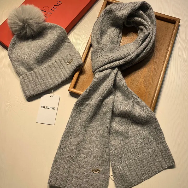 スーパーコピー ヴァレンティノ マフラー