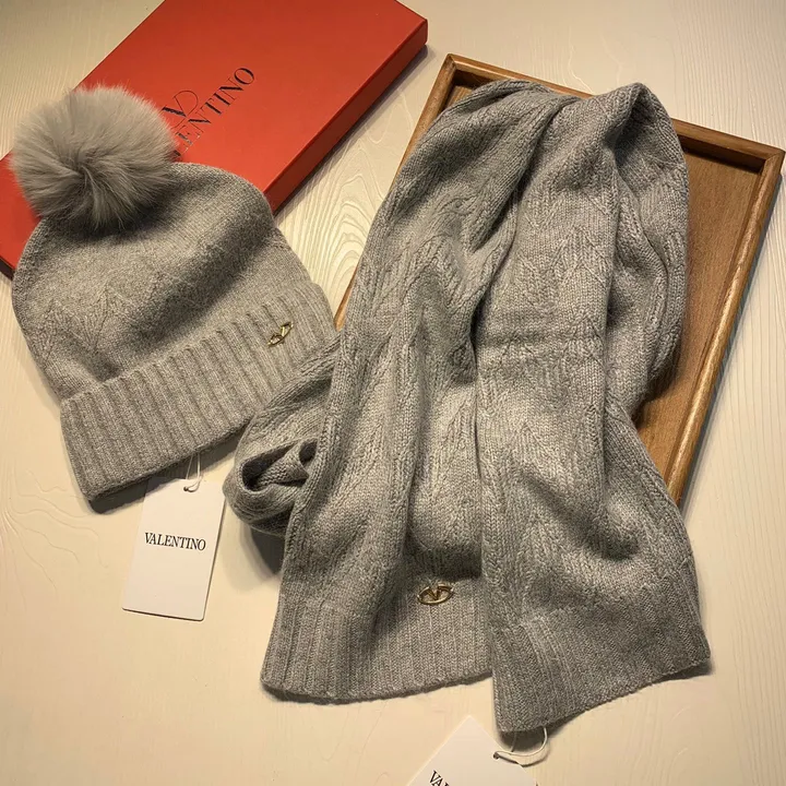 スーパーコピー ヴァレンティノ マフラー