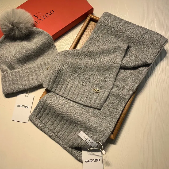 スーパーコピー ヴァレンティノ マフラー