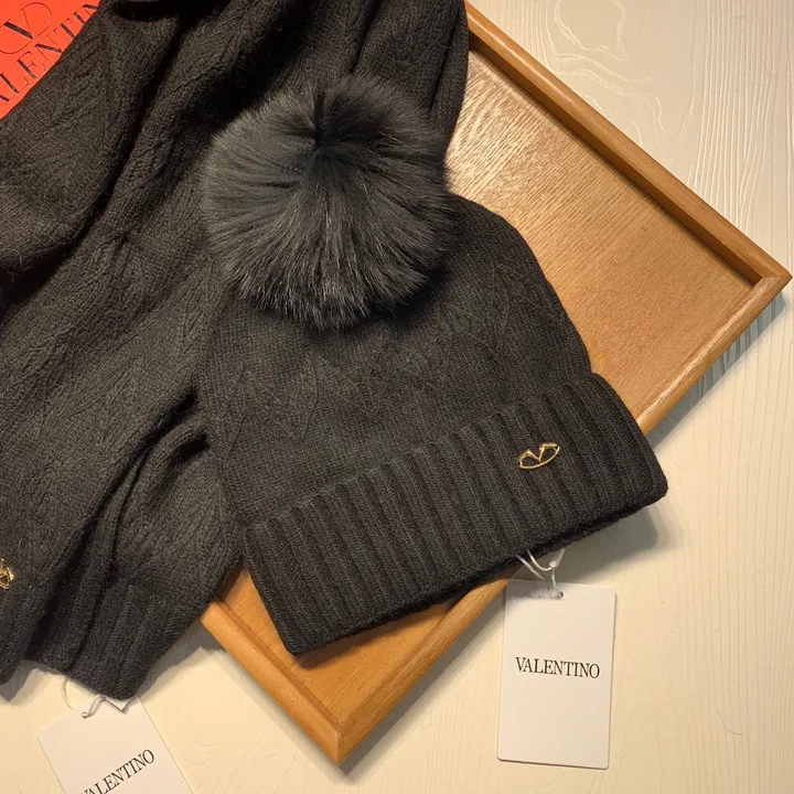 スーパーコピー ヴァレンティノ マフラー