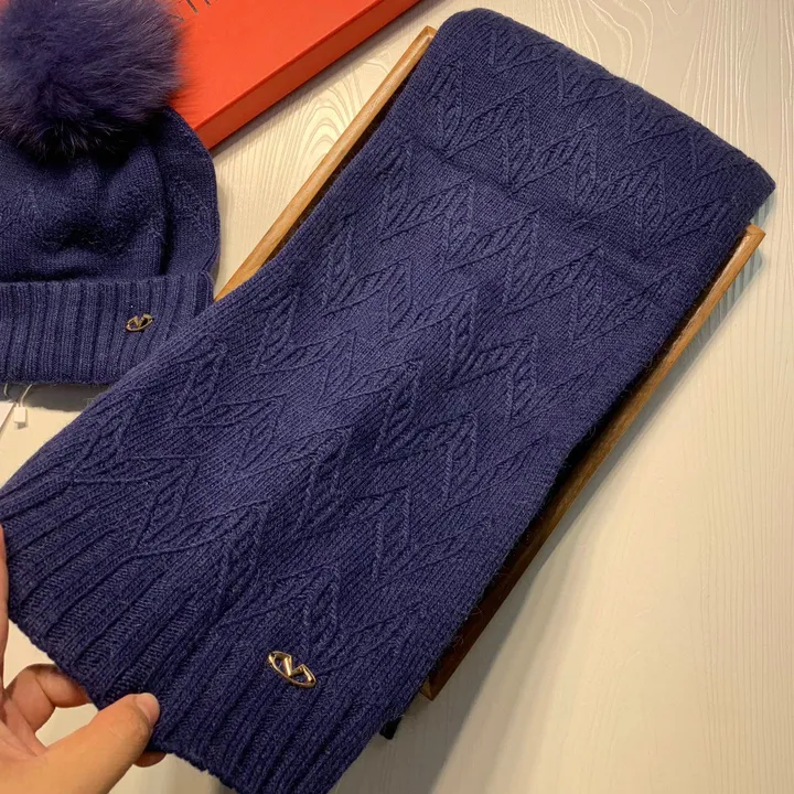 スーパーコピー ヴァレンティノ マフラー