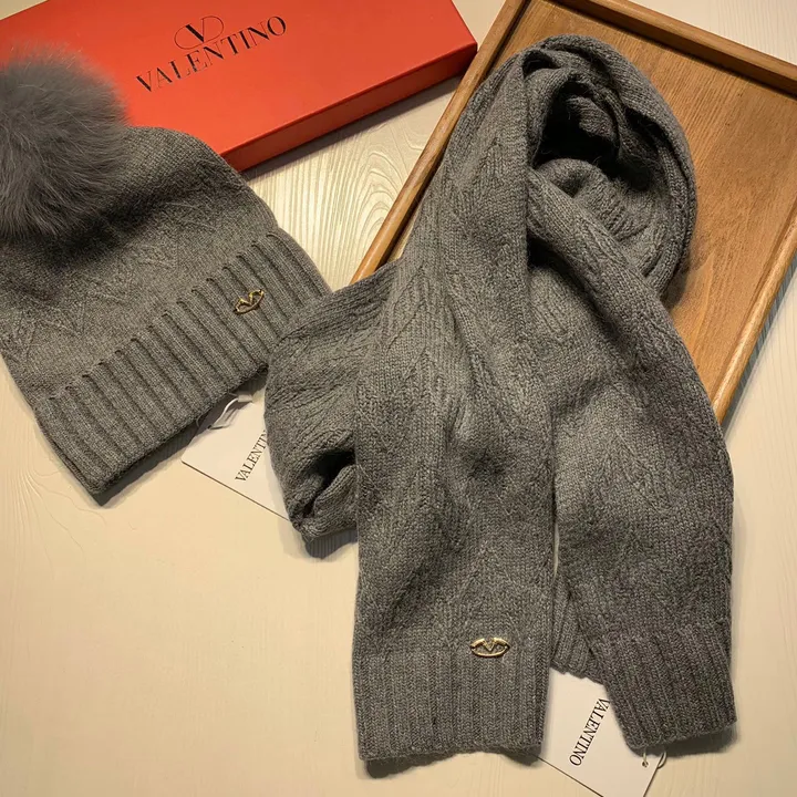 スーパーコピー ヴァレンティノ マフラー