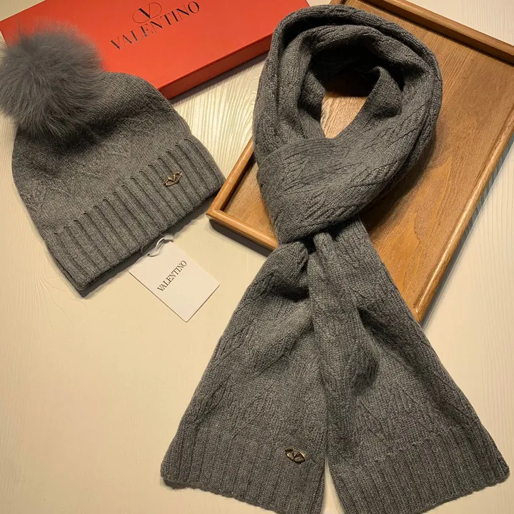 スーパーコピー ヴァレンティノ マフラー