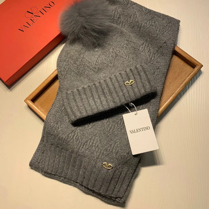 スーパーコピー ヴァレンティノ マフラー