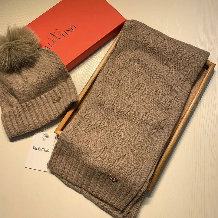 スーパーコピー ヴァレンティノ マフラー