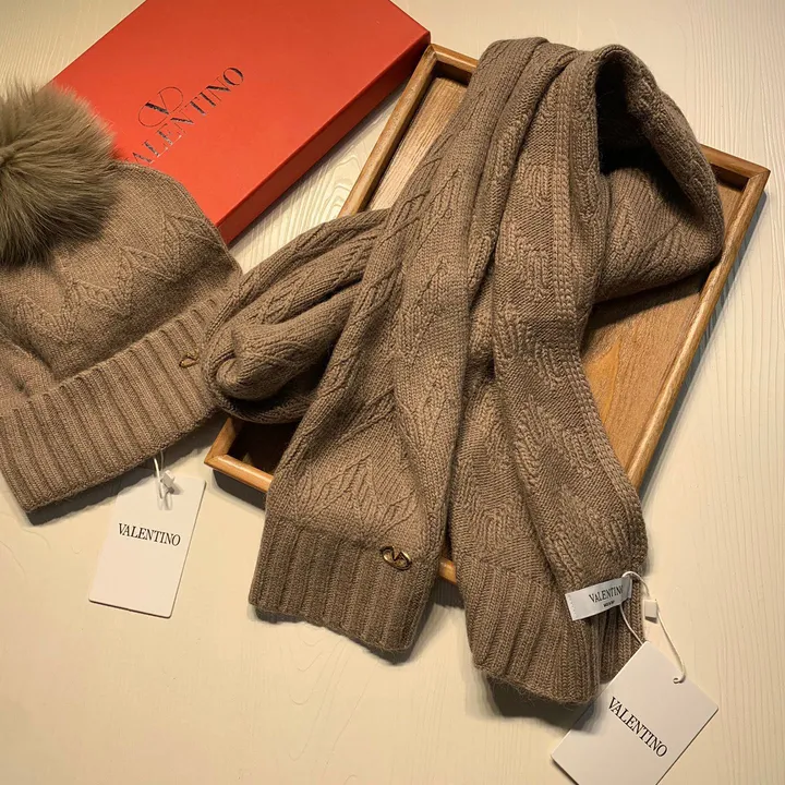 スーパーコピー ヴァレンティノ マフラー