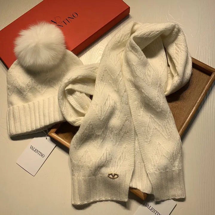 スーパーコピー ヴァレンティノ マフラー