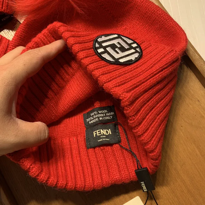 スーパーコピー フェンディ マフラー