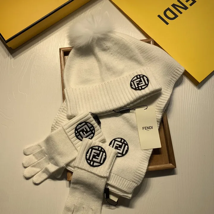 スーパーコピー フェンディ マフラー