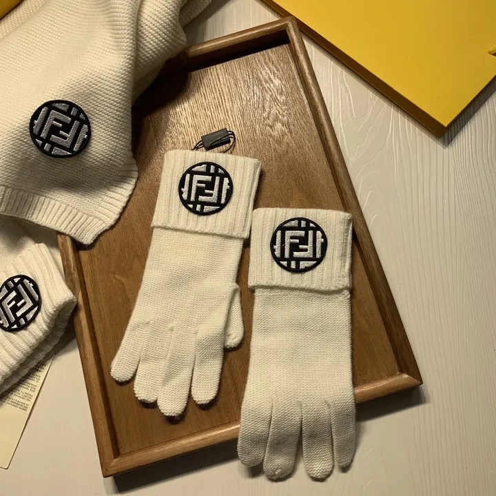 スーパーコピー フェンディ マフラー