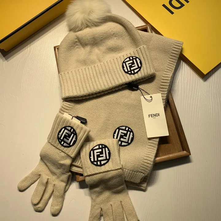 スーパーコピー フェンディ マフラー