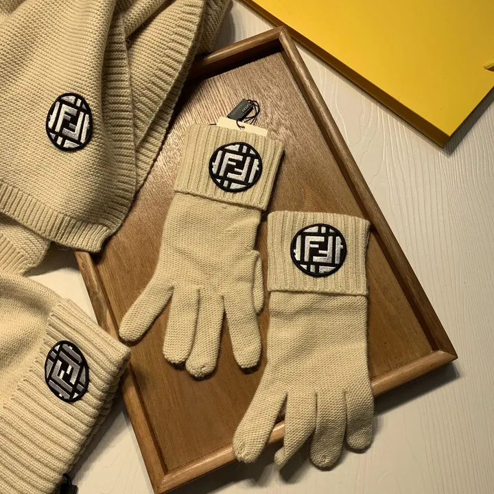 スーパーコピー フェンディ マフラー