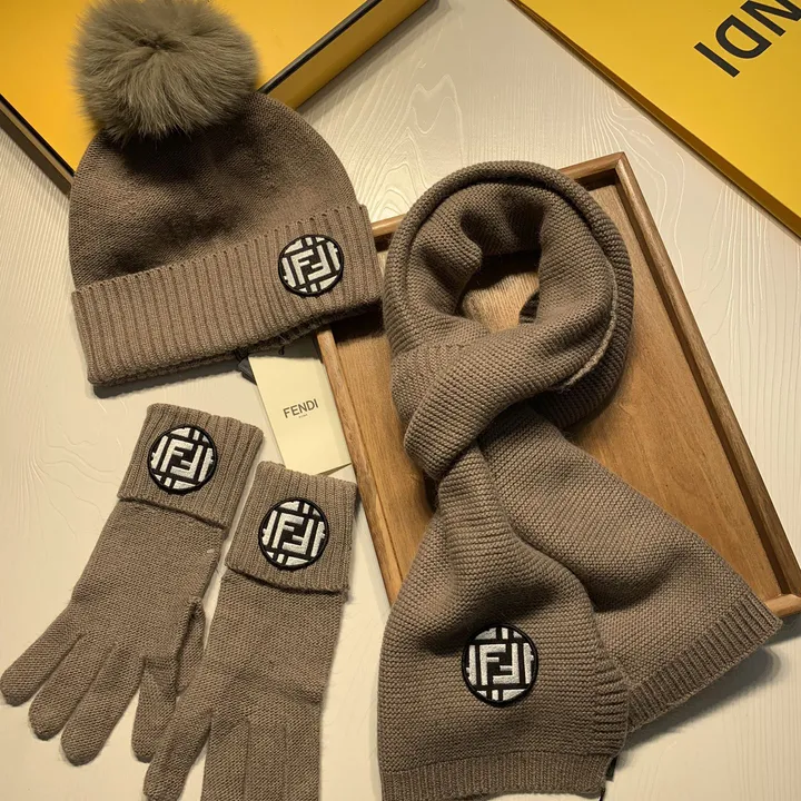 スーパーコピー フェンディ マフラー