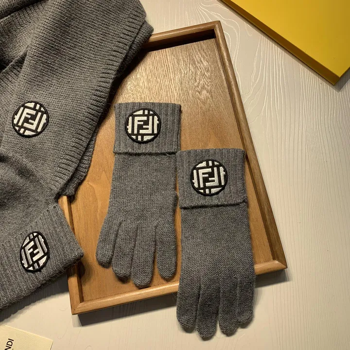 スーパーコピー フェンディ マフラー