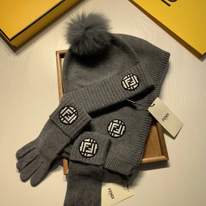 スーパーコピー フェンディ マフラー