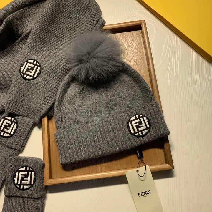 スーパーコピー フェンディ マフラー