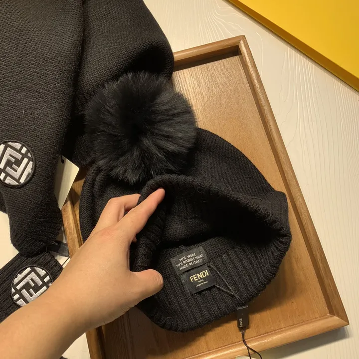 スーパーコピー フェンディ マフラー