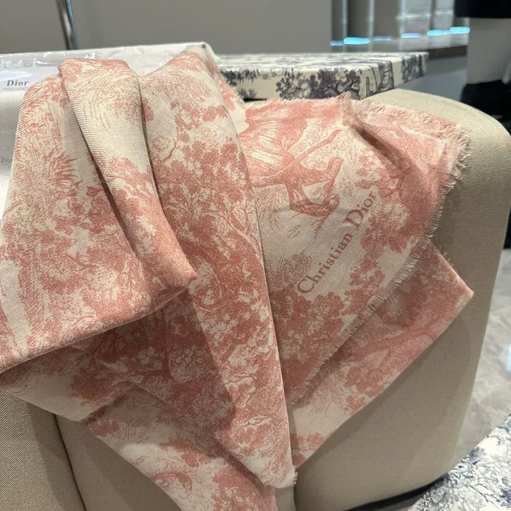 スーパーコピー ディオール マフラー