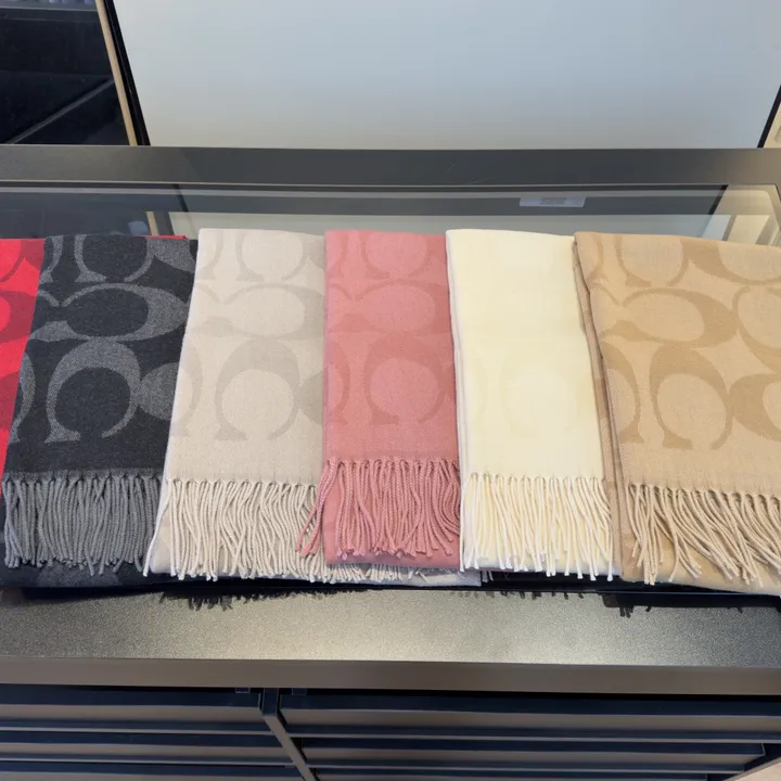 スーパーコピー コーチ マフラー