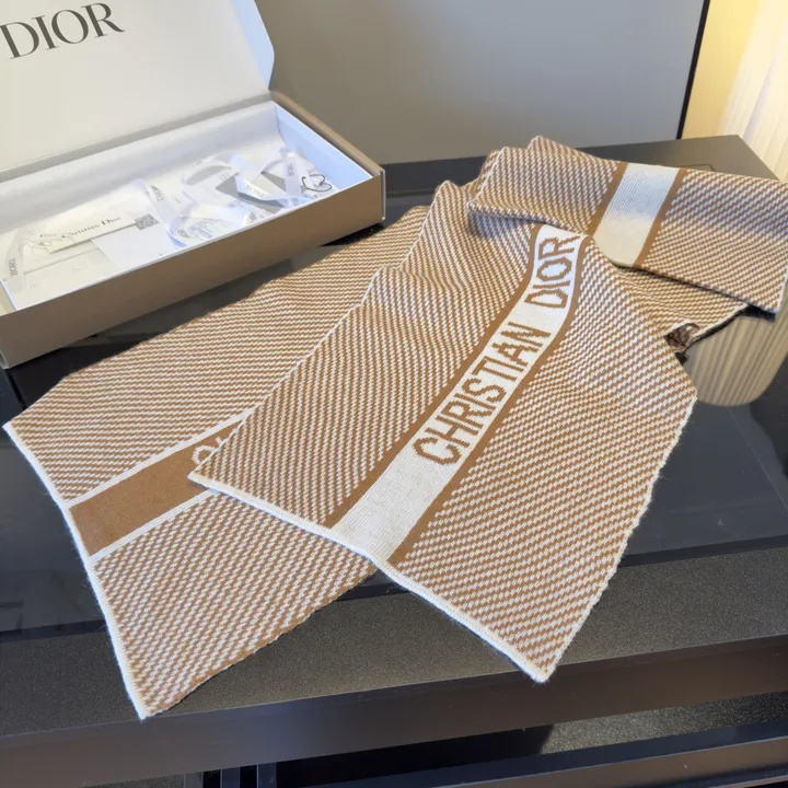 スーパーコピー ディオール マフラー