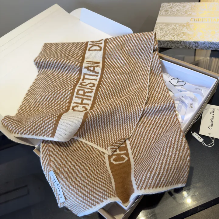 スーパーコピー ディオール マフラー